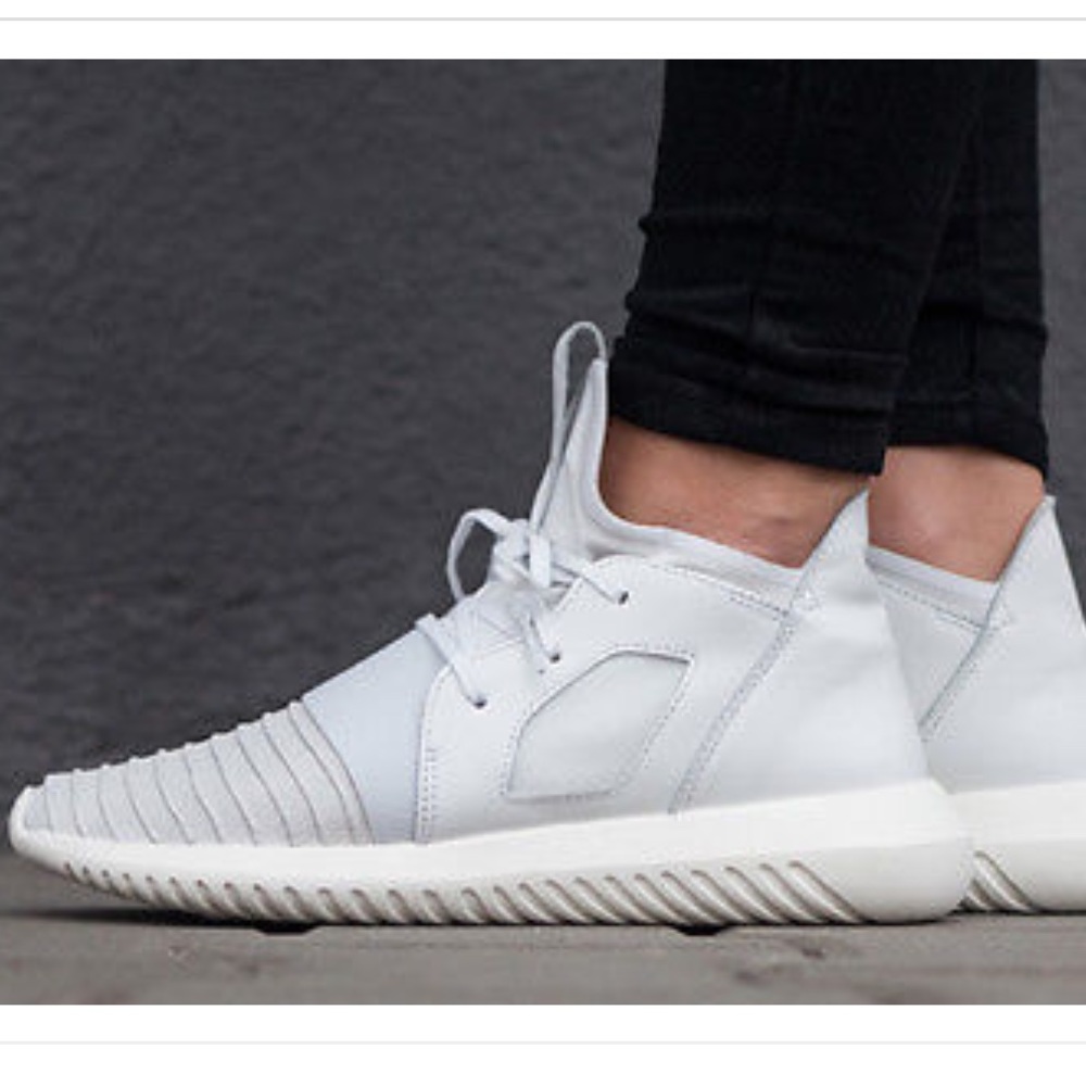 Adidas Tubular Defiant Womens Shoes